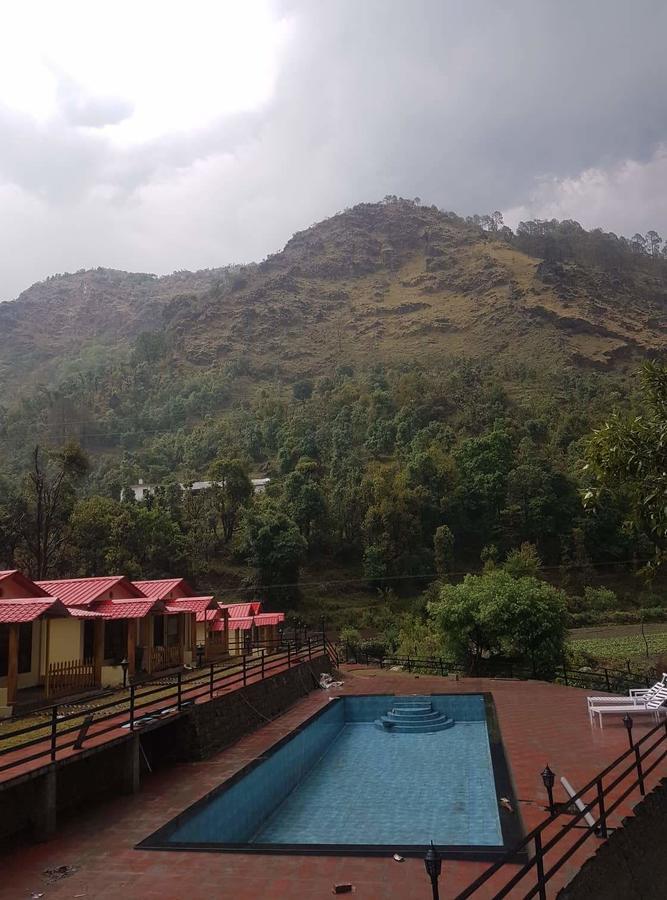 The Jungle Pool By Beyond Stay Nainital Exteriör bild
